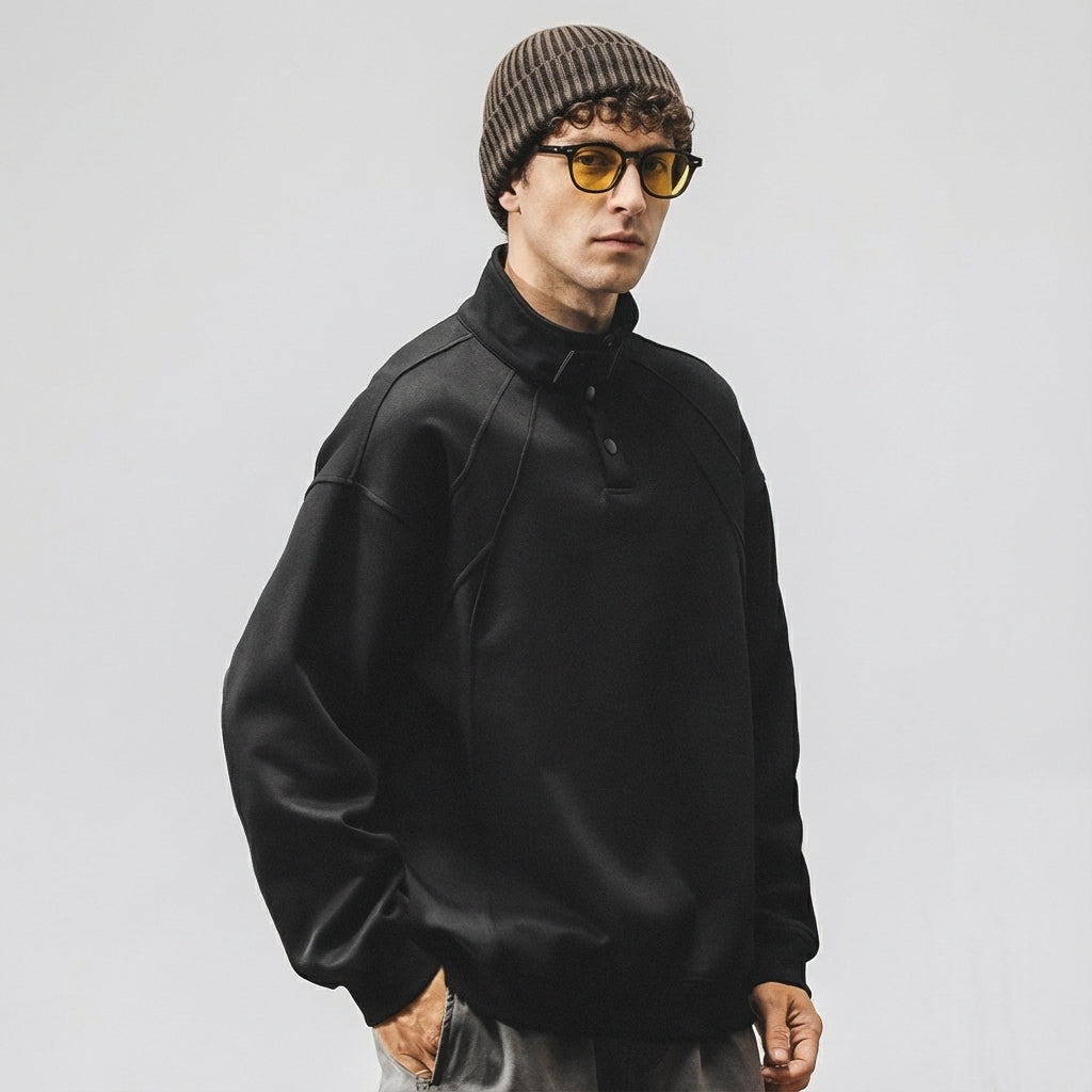 Contour Stitching Formline Sweatshirt in Black