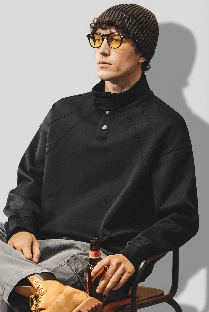 Contour Stitching Formline Sweatshirt in Black