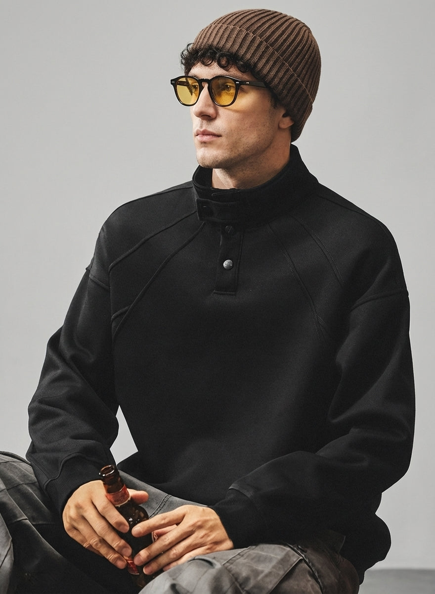 Contour Stitching Formline Sweatshirt in Black