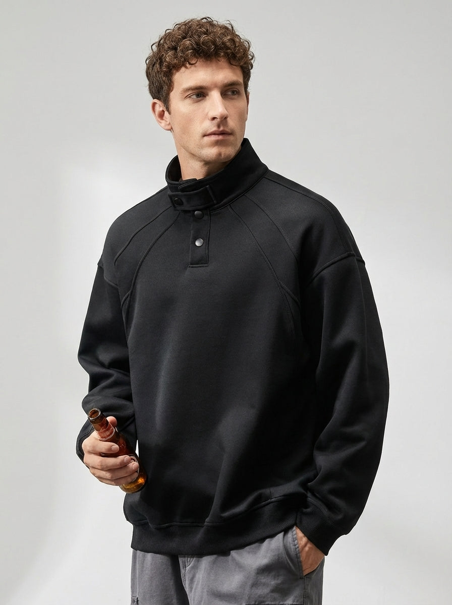 Contour Stitching Formline Sweatshirt in Black