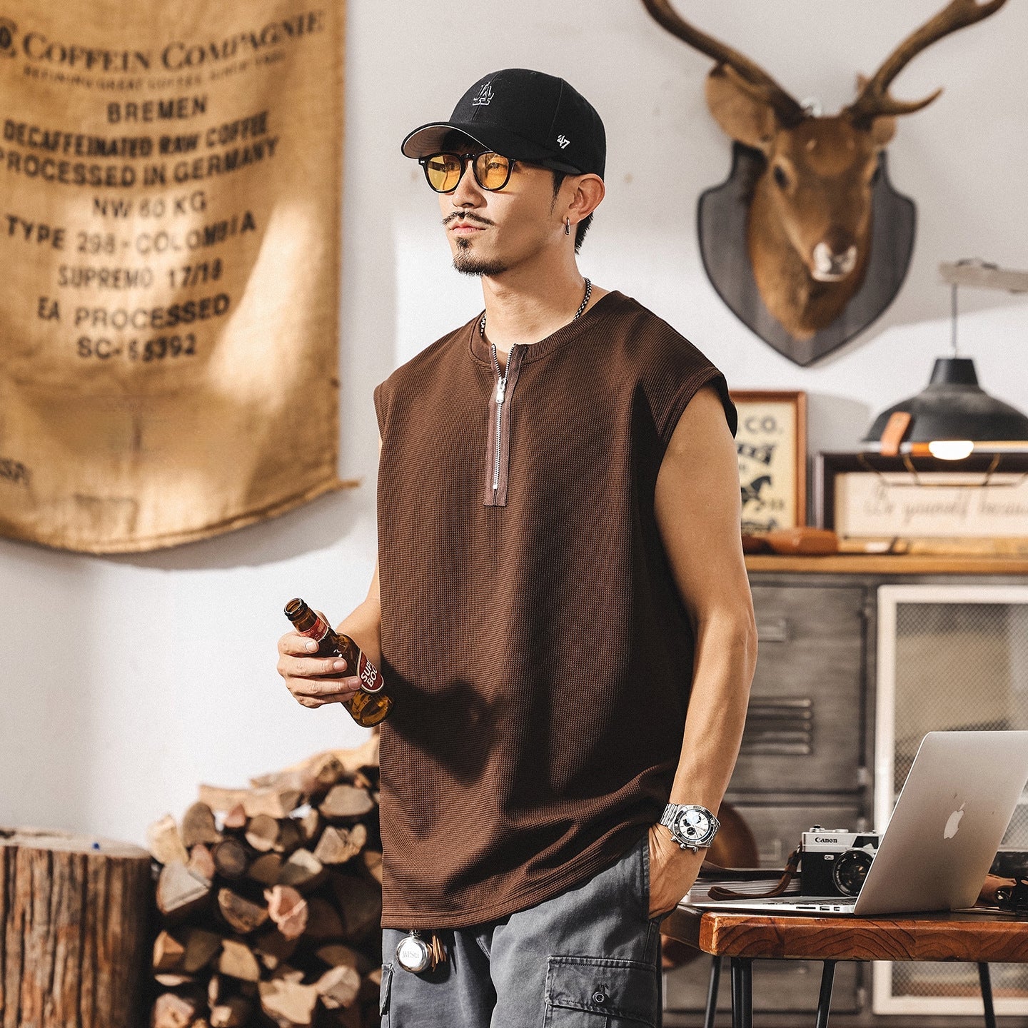 Waffle Grid Zip T-Shirt Vest in Brown